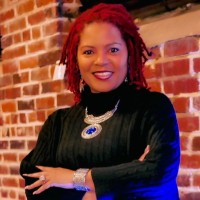 Charrise Rainey, MBA 💗💚