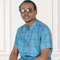 Chris Murithi🔹
