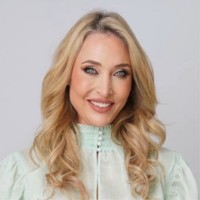 Belinda-Jane Carreira, CA (SA), CCB.D