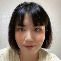 三橋由衣