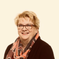 Elly Hovestad