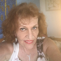 Brenda Kahn
