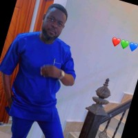 Sunday Amos