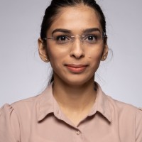 Shweta Nemade, Eit