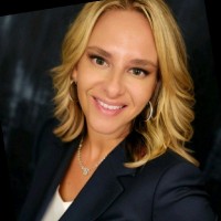 Reanne Maney, Rhia