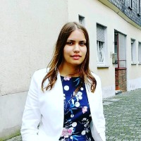 Zhanna Khayrova