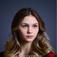 Alexandra Lee