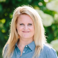 Shelly Buck