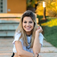 Ana Beatriz Feliciano Silveira