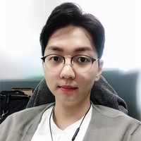 유승균