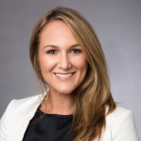 Olivia Circhirillo, Mba