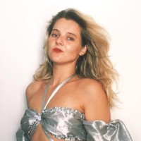 Melanie Lowe