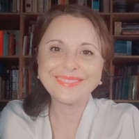 Rosa E. Rivas De La Fuente