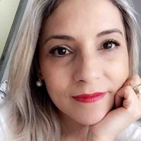 Angela Soares