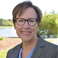 Elizabeth McNamee