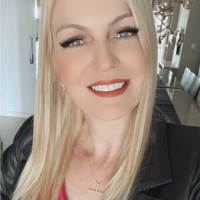 Kelli Cristina Baumgartner Menegatti