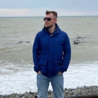 Александр Якушев