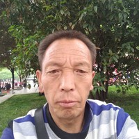 谢世成