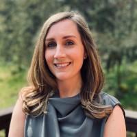 Laura Gillette, Mba