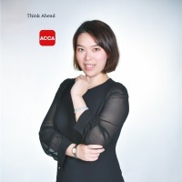 Mika Ding, Acca