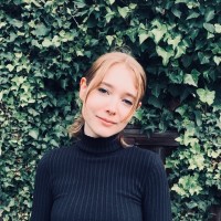 Julia Davis