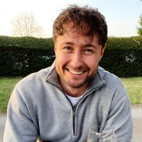 Robert Thomas