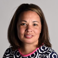 Kim Holland, Mba