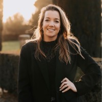 Annick Van Den Hooff