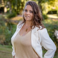 Pauline Bruins ☸️