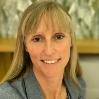 Ulla Munk Holm