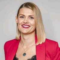 EWELINA KAŁUŻNA - ALE AGENTKA