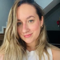 Beatriz Vieira