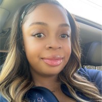 Deonnia S