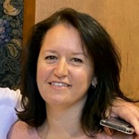 Orsolya Eads