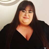 Linn Shimoni-Naugauker