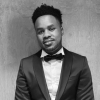 Gilbert Basabinka, Ei