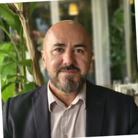 Dan Fringhiu