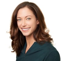 Lara Kahn