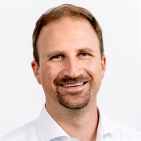 Dr. Sven Urban