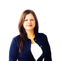 Yacrís González