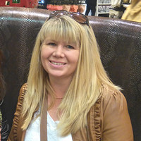 Julie Garner