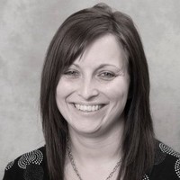 Suzanne Grey