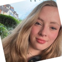 Caitlin Salter