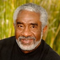 J.Russell Robinson