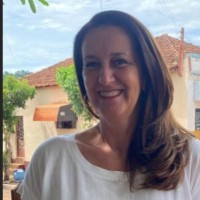 Elizabete Lopes Somenzari