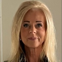 Lena Thomson