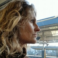 Evelyne Q.