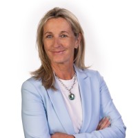 Suzanne Daneau