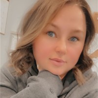 Courtney Wolf