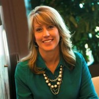 Lisa Nicholaides